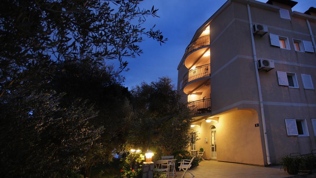 Apartments Villa Slavica Петровац Номер фото