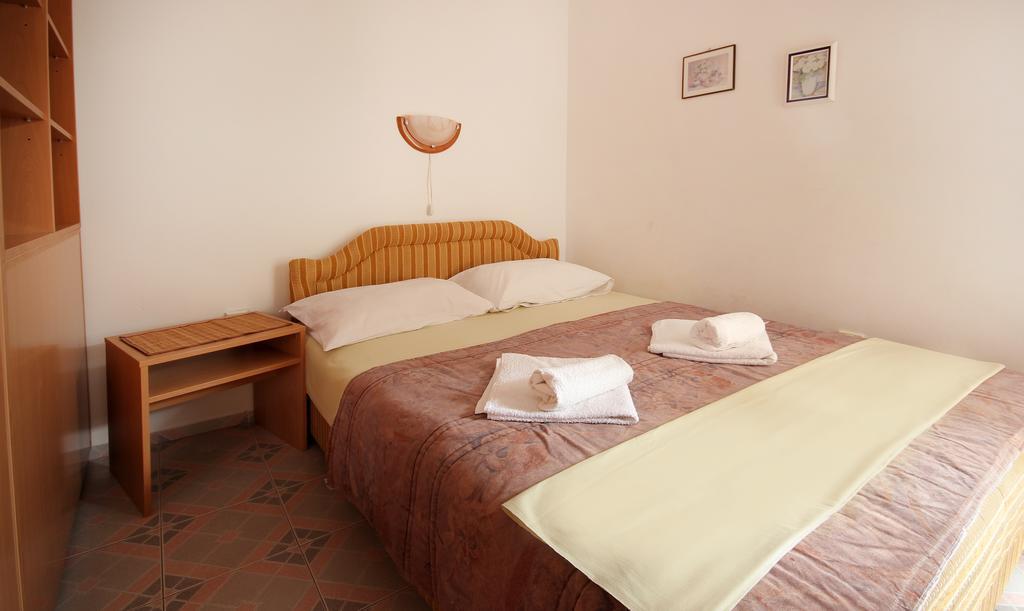 Apartments Villa Slavica Петровац Номер фото