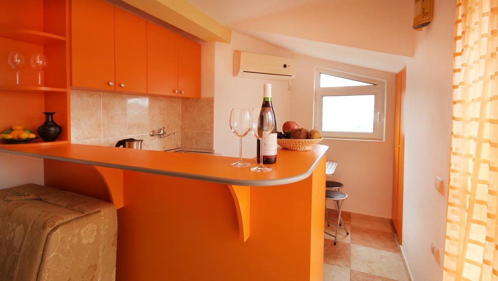 Apartments Villa Slavica Петровац Номер фото