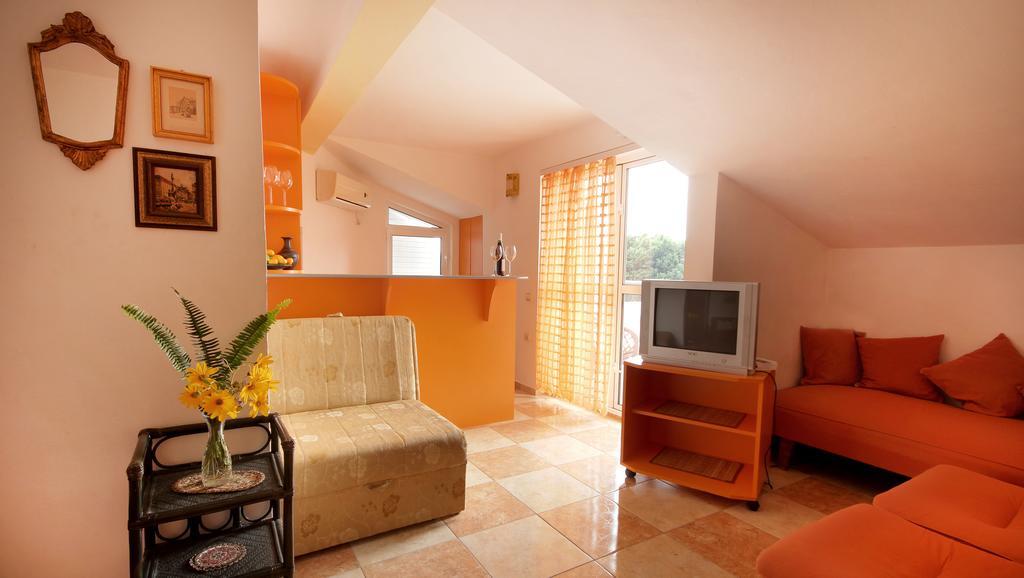 Apartments Villa Slavica Петровац Номер фото