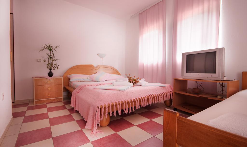 Apartments Villa Slavica Петровац Номер фото